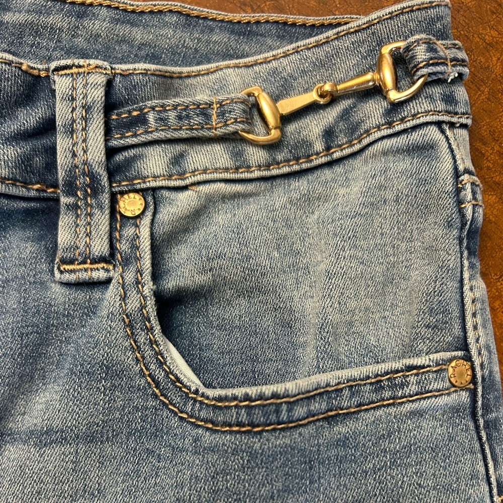 RACHEL Rachel Roy Blue Denim Jeans w Gold Tone Chain Accent at Waist Sz 8/29 EUC - Picture 5 of 12